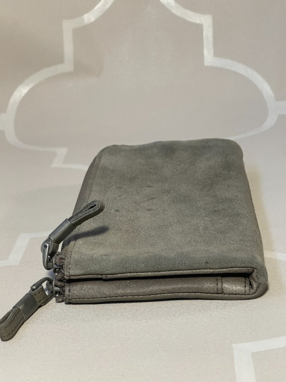 Liebeskind Dark Green Leather & Suede Bifold Wallet | Zip Coin Pockets - Picture 4 of 11